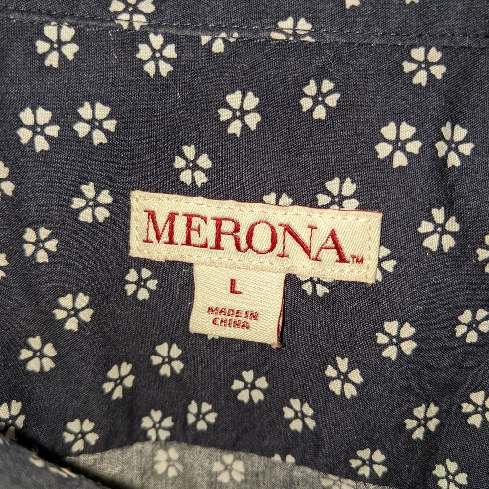 Long sleeve button down - Picture 2 of 3